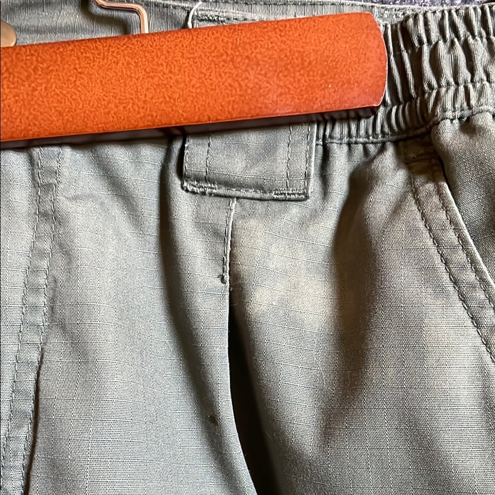 Rustic Ridge Olive Cargo Pants - Picture 6 of 10
